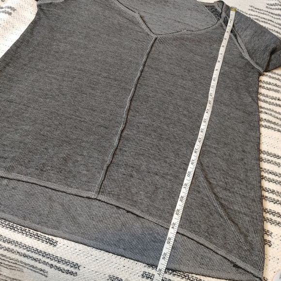 ROXY Waffle Knit Thermal Top Size M - Picture 13 of 13